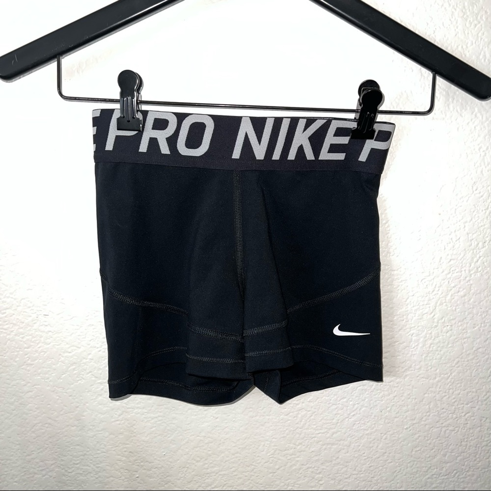 Nike Pro Dri fit Black Shorts - Picture 2 of 6